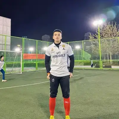 罗辉
